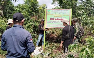PEMASANGAN PLANG LARANGAN OLEH KEMENTERIAN KEHUTANAN